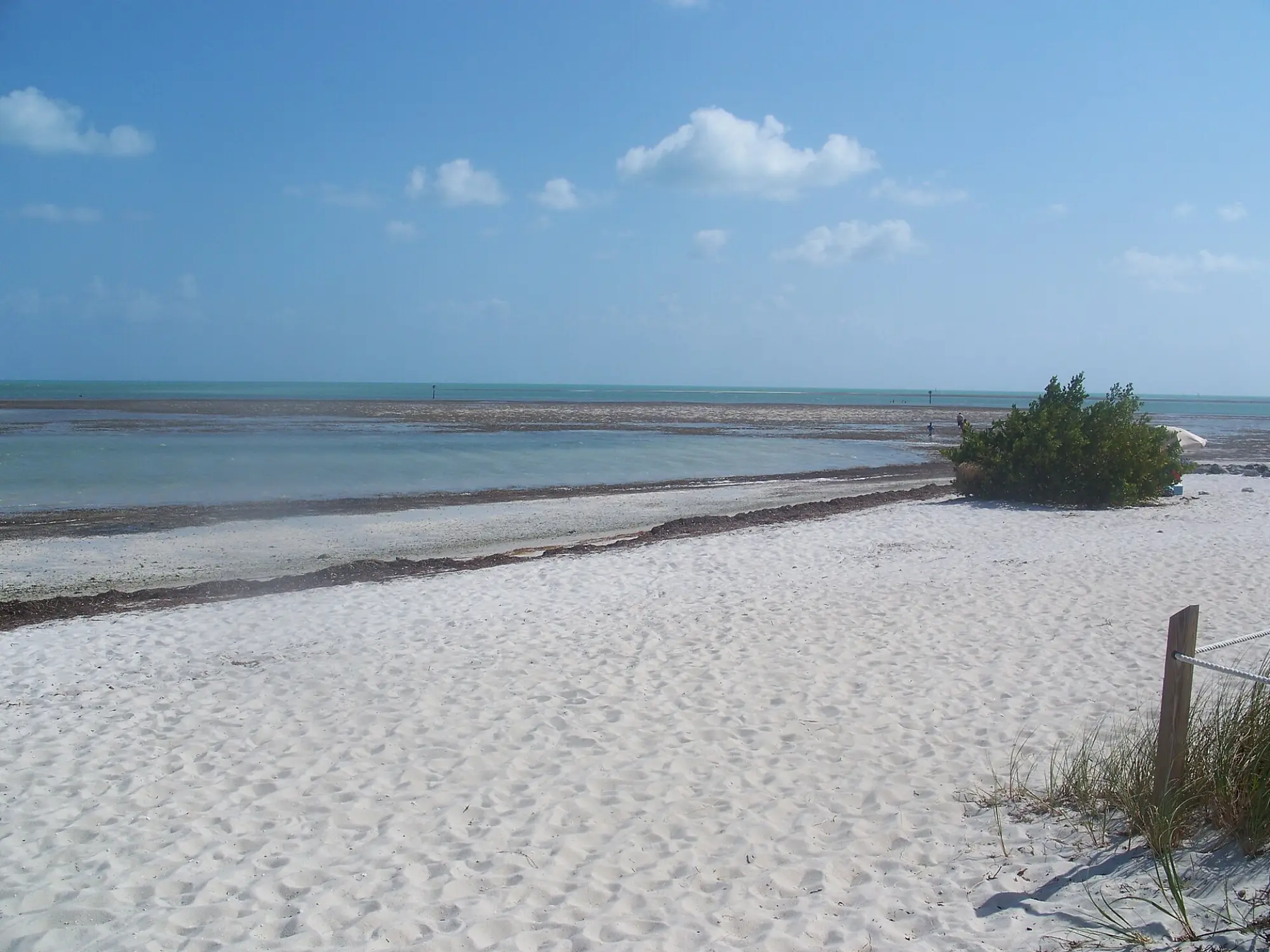 Atoll pool
